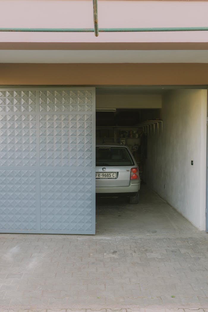 Reparación de Puertas de Garaje en Barcelona